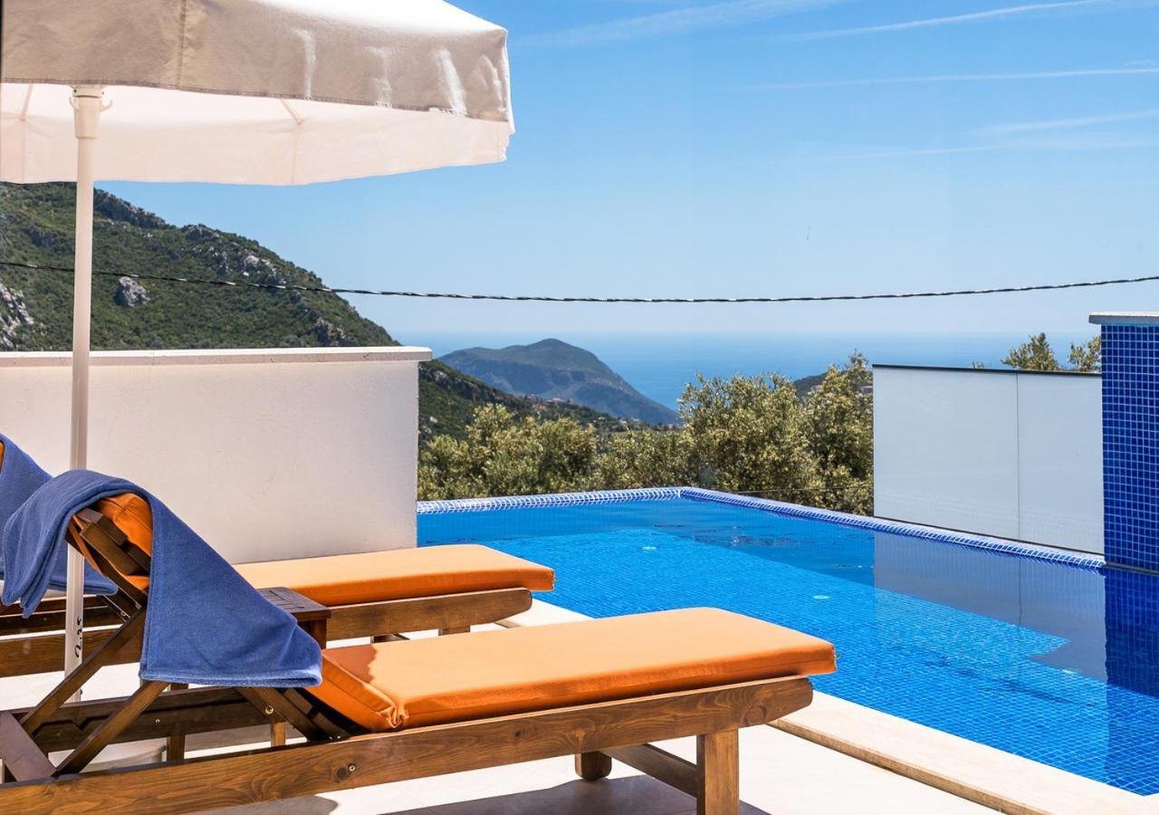 Villa 1 Sleeps 2 Honeymoon Isolated Infinity-Villa Orkide Uzumlu  Extérieur photo