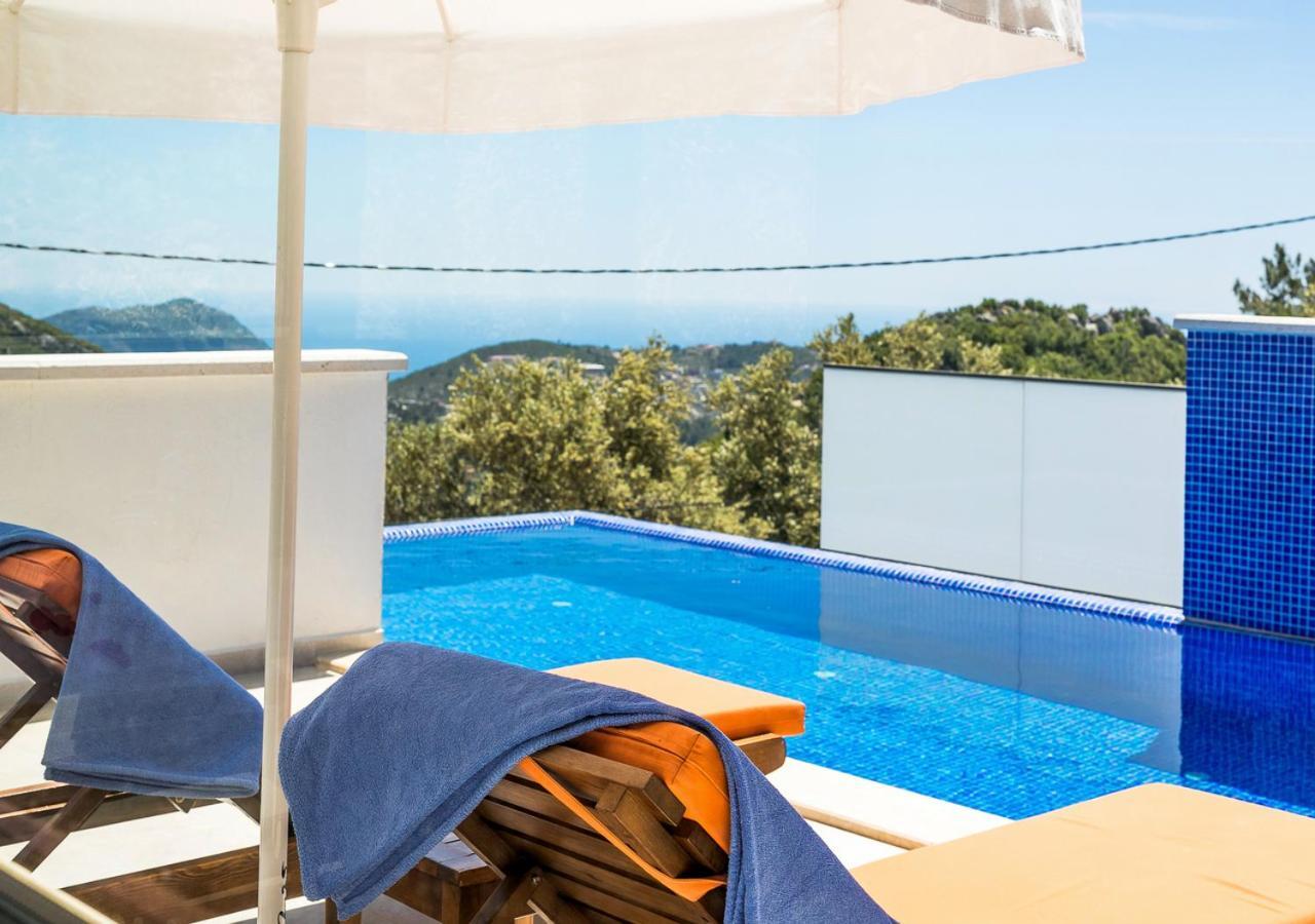 Villa 1 Sleeps 2 Honeymoon Isolated Infinity-Villa Orkide Uzumlu  Extérieur photo