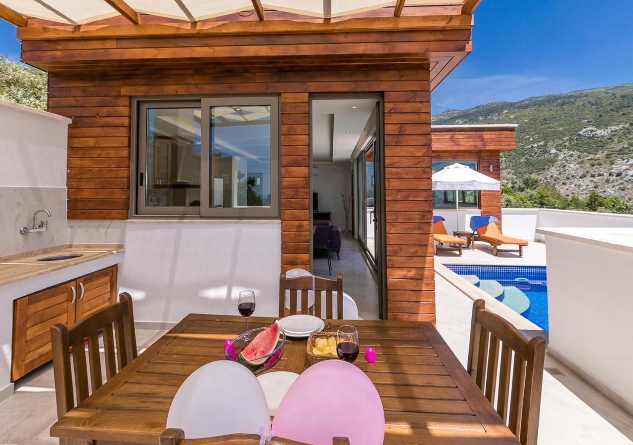 Villa 1 Sleeps 2 Honeymoon Isolated Infinity-Villa Orkide Uzumlu  Extérieur photo